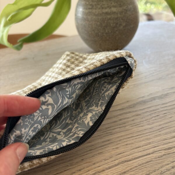 Clutch - Image 2