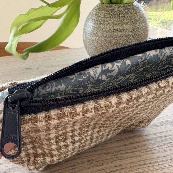 Clutch - Image 3